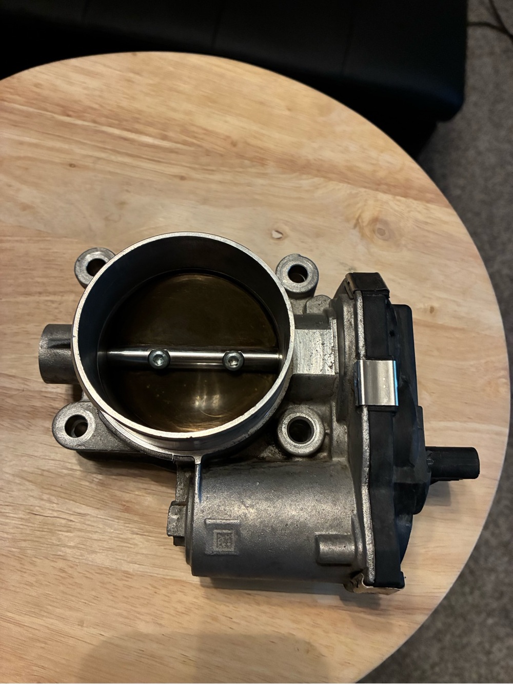 High-Flow Silver Throttle Body for Car Engine Intake - Picture 3 of 6